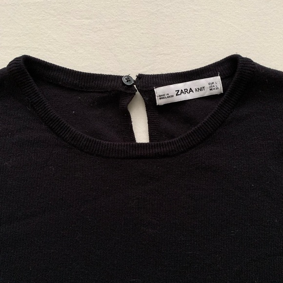 Women’s Zara Black Tight Knit Short Sleeve Jersey with Button Clasp - Picture 3 of 4